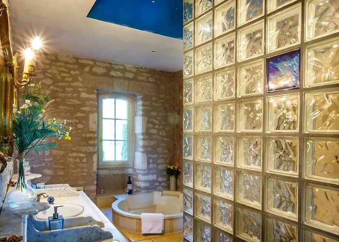 Chateau Du Raysse بيت للعطل